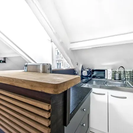 De La Gaîté , Montparnasse Appartement Paris