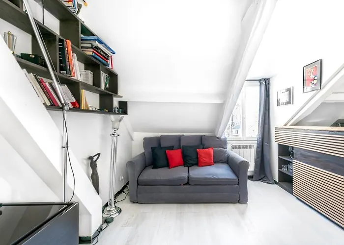 Apartment Montparnasse - La Gaite 1bdr - B'your Paris