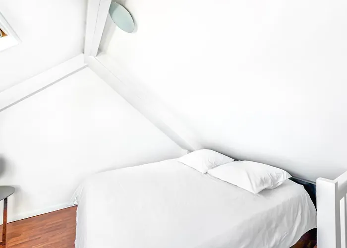 Apartment Montparnasse - La Gaite 1bdr - B'your Paris